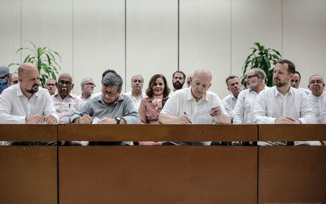 Reunión en México para enfrentar la crisis del proceso de paz con el ELN