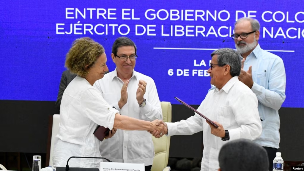 Editorial – Isegoría celebra el encuentro entre el Gobierno y el ELN para superar la crisis