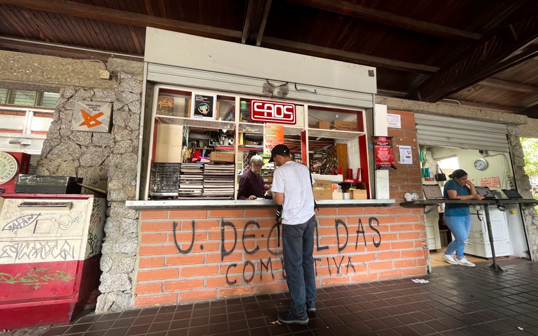 Adiós al caos de Caos en la UdeA